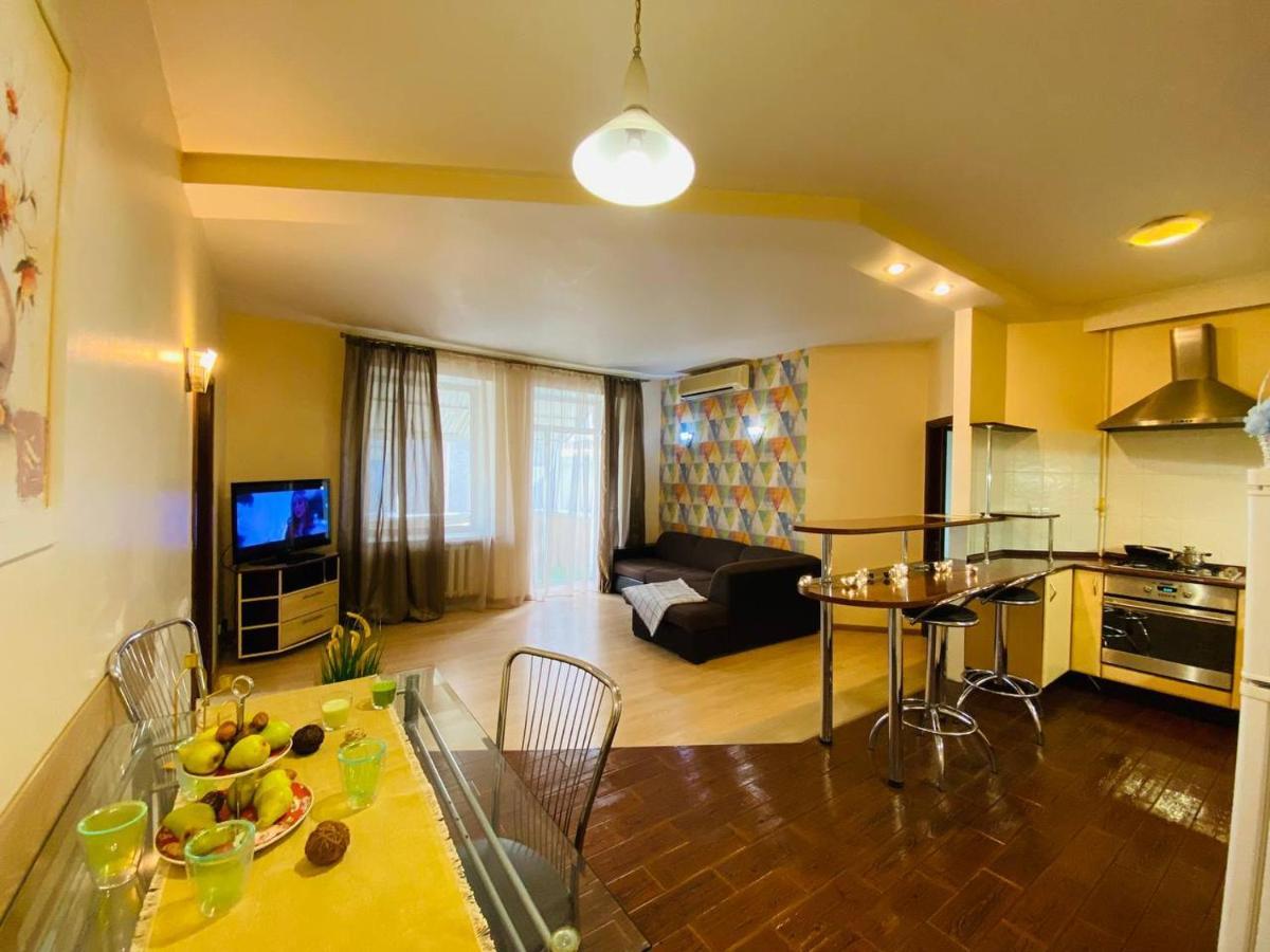 Real Home Apartments In Kiev Center Exterior photo